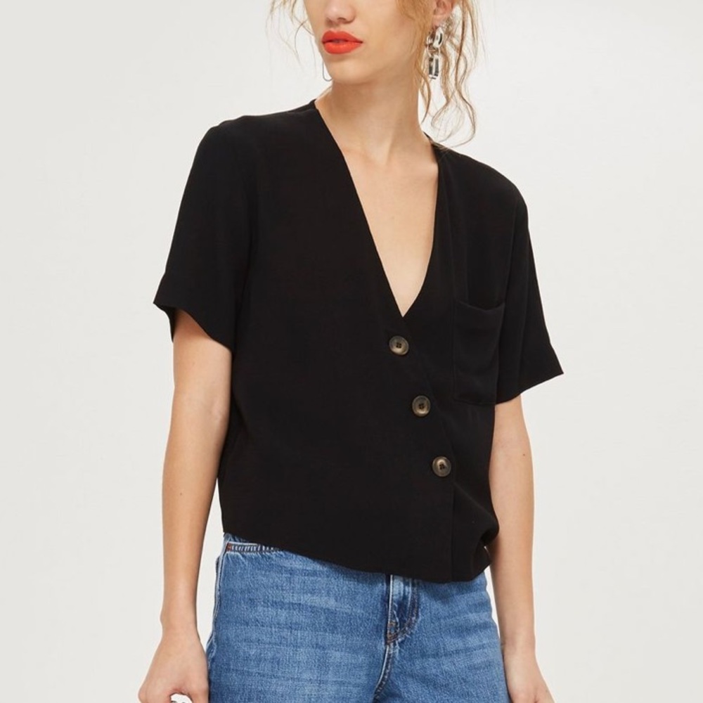 Summer blouse. Black. Size 4/6.